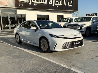 2026 Toyota Camry Lumiere 2.5L 4 Cylinders HEV Full Option White Brown Sedan GCC
