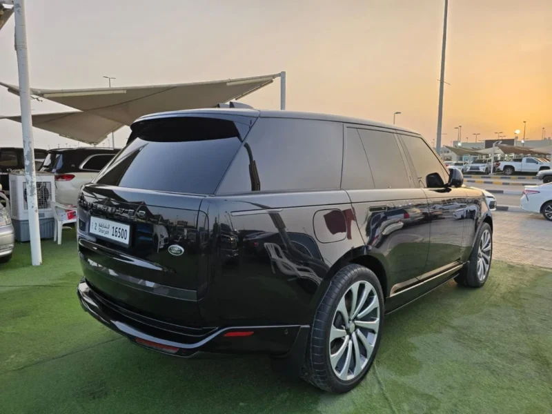 2023 Land Rover Range Rover AUTOBIOGRAPHY P530 SE 4.4L 8 Cylinders Black White SUV