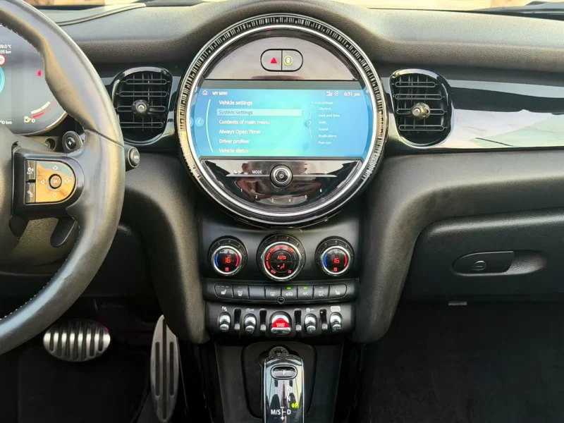 2022 MINI Cooper Cooper S JCW 4 Cylinders Petrol Engine Black Hatchback GCC Specs