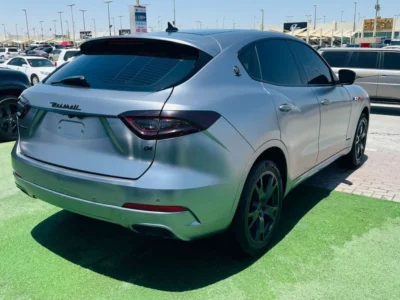 2020 MASERATI LEVANTE 3.0 Litres V6 Petrol Engine Grey Brown SUV GCC Specs Full Option