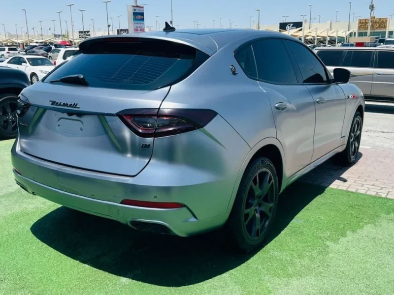 2020 MASERATI LEVANTE 3.0 Litres V6 Petrol Engine Grey Brown SUV GCC Specs Full Option