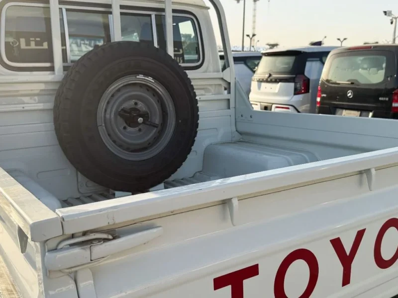 2026 Toyota Land Cruiser 6 Cylinders Petrol Engine White Grey Pickup Truck GCC Specs