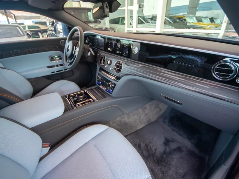 2024 Rolls-Royce Spectre Silver Badge Electric Vehicle Blue Coupe Japanese Specs