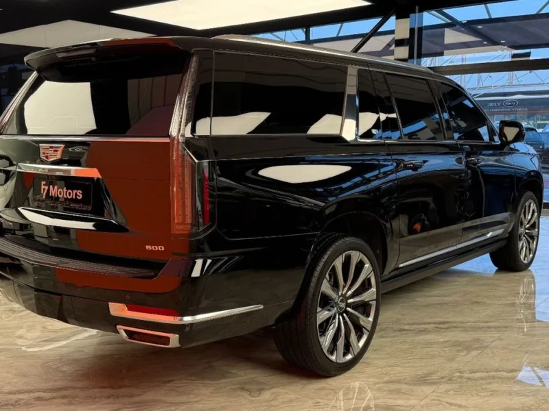 2025 Cadillac Escalade 600 6.2 Litres 8 Cylinders Petrol Engine Black White SUV GCC Specs