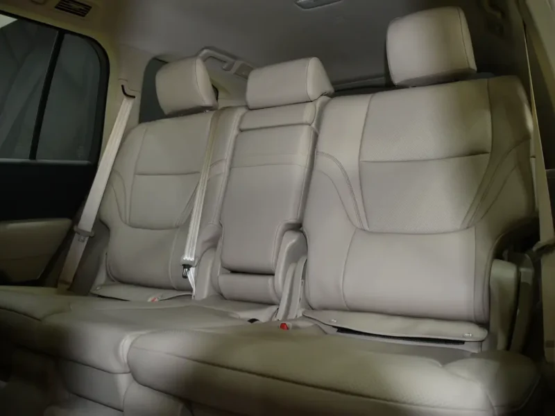2023 Toyota Land Cruiser EXR 6 Cylinders Petrol Engine White Beige SUV GCC Specs Full Option