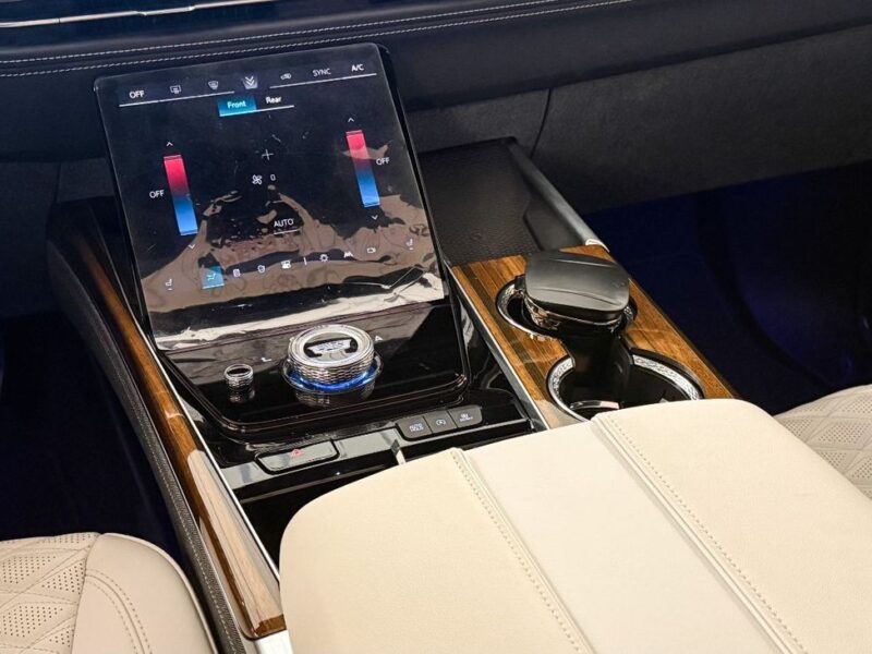 2025 Cadillac Escalade 600 6.2 Litres 8 Cylinders Petrol Engine Black White SUV GCC Specs