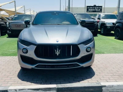 2020 MASERATI LEVANTE 3.0 Litres V6 Petrol Engine Grey Brown SUV GCC Specs Full Option