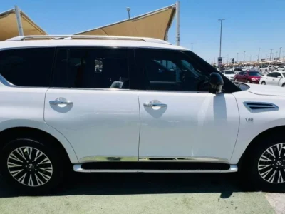2021 NISSAN ARMADA 5.6 Litres V8 Cylinders Petrol Engine White Beige SUV Full Options