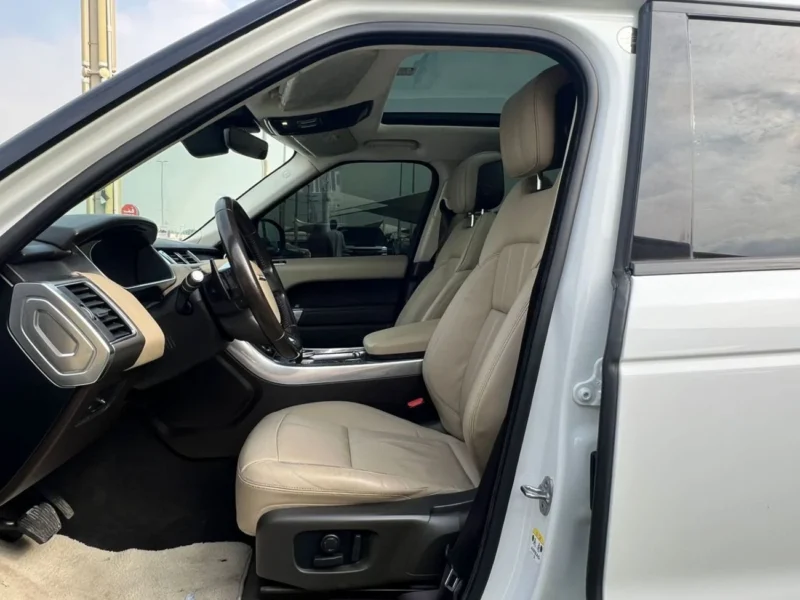 2018 Land Rover Range Rover Sport HSE DYNAMIC HSE 3.0 Litres V6 Engine White Beige SUV