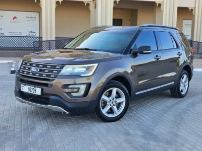 2016 Ford Explorer XLT 6 Cylinders Petrol Engine Brown Beige SUV GCC Specs Automatic
