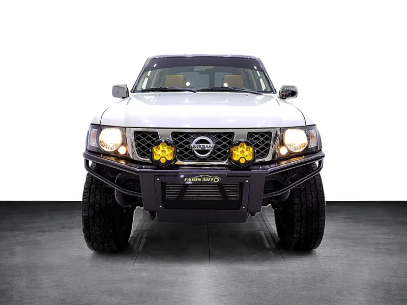 2023 Nissan Patrol Safari Super Safari 6 Cylinders Petrol Engine White Tan SUV GCC Specs