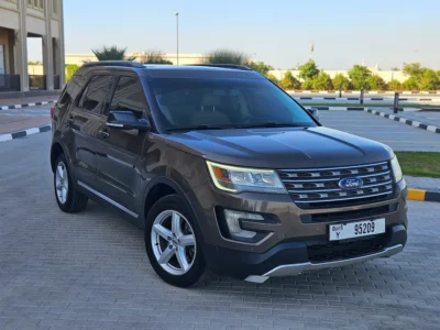 2016 Ford Explorer XLT 6 Cylinders Petrol Engine Brown Beige SUV GCC Specs Automatic