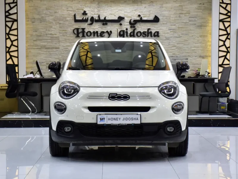 2023 Fiat 500X Lounge 4 Cylinders Petrol Engine White Black SUV GCC Specs Automatic