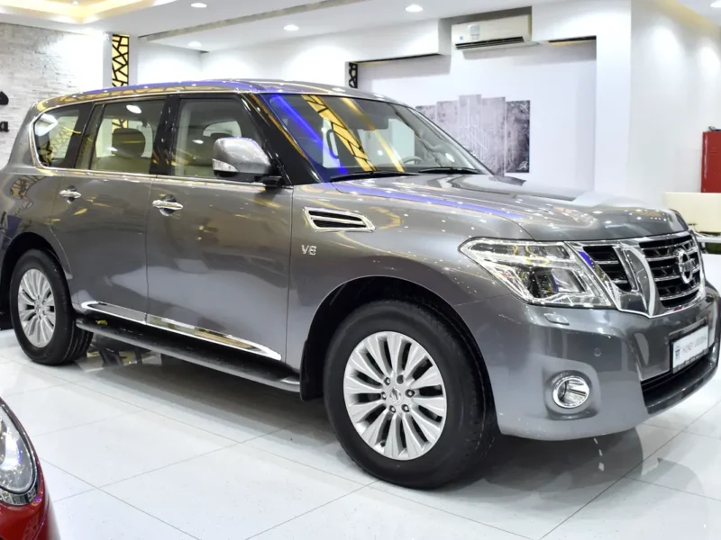 2018 Nissan Patrol SE Titanium 8 Cylinders Petrol Engine Grey Beige SUV GCC Specs