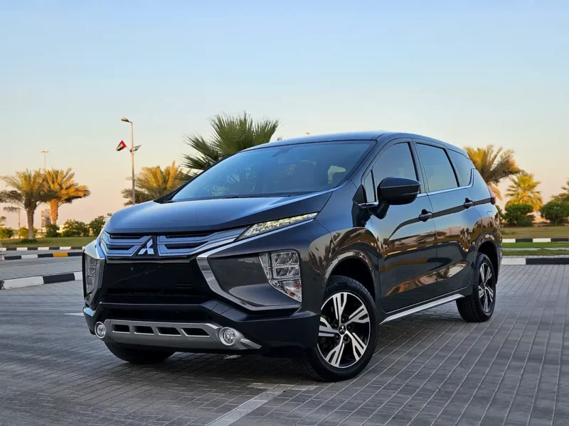 2022 Mitsubishi Xpander GLX 1.5 Litres 4 Cylinders Petrol Engine Grey Beige SUV GCC Specs