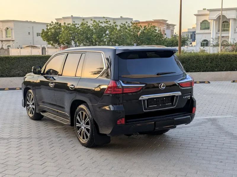 2018 Lexus LX-Series LX 570 Base 8 Cylinders Petrol Engine Black Red SUV GCC Specs