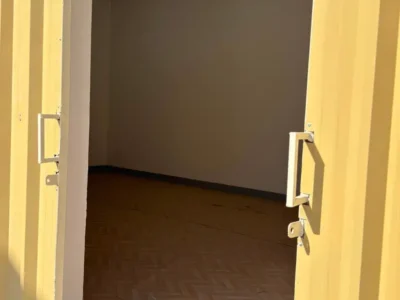 450 SQFT GROUND FLOOR WAREHOUSE WITH ATTACH WASHROOM AVAILABLE FOR RENT (BK)
