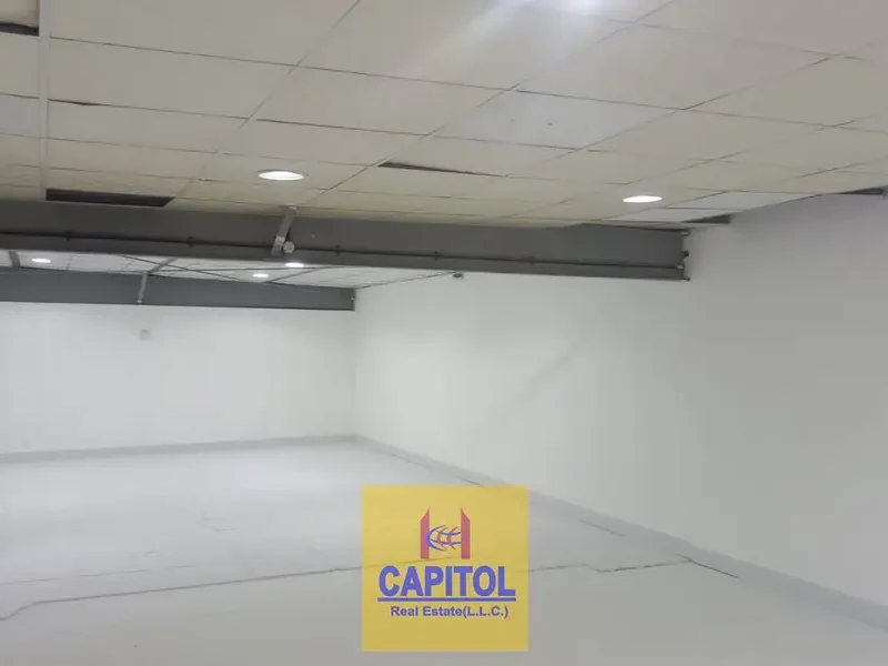 SPACIOUS AND SECURE STORAGE UNIT AVAILABLE ON MEZZANINE FLOOR