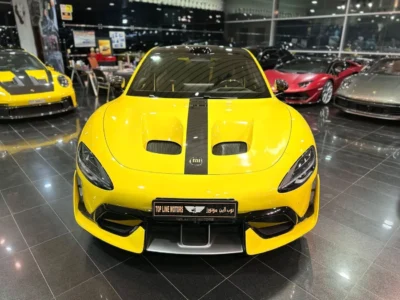 2025 XIAOMI SU7 ULTRA Electric Vehicle Yellow Black Sedan CARBON PACKAGE FULLY LOADED