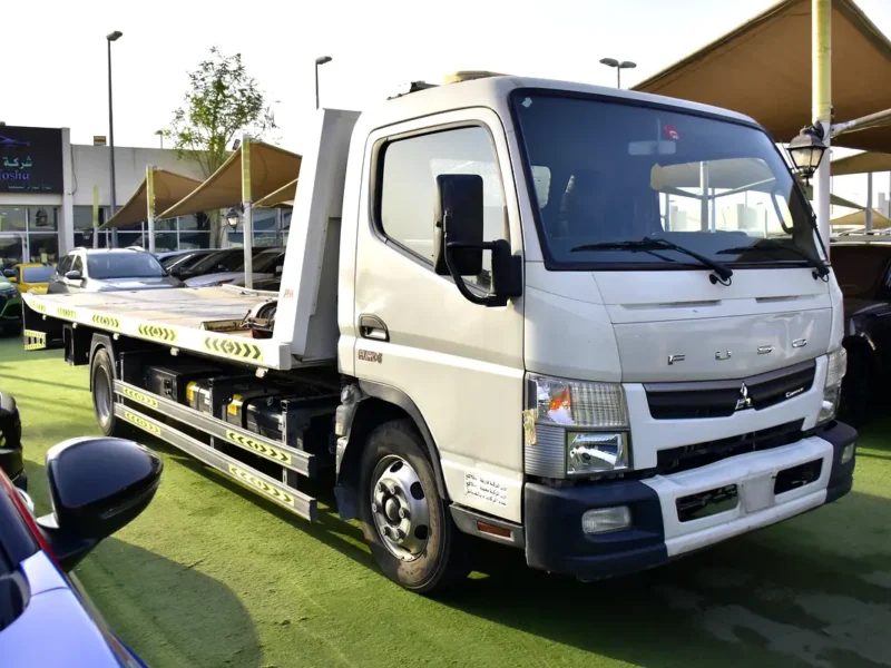 2021 Mitsubishi Canter 4 Cylinders Diesel Engine White Black Utility Truck GCC Specs