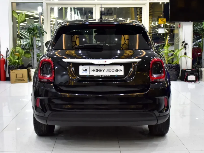 2023 Fiat 500X Lounge 4 Cylinders Petrol Engine Black SUV GCC Specs Automatic