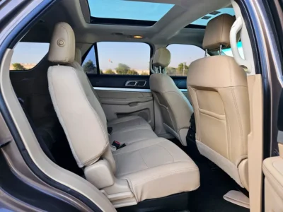 2016 Ford Explorer XLT 6 Cylinders Petrol Engine Brown Beige SUV GCC Specs Automatic