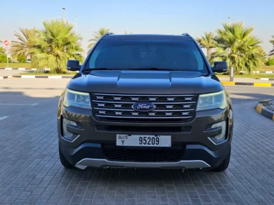 2016 Ford Explorer XLT 6 Cylinders Petrol Engine Brown Beige SUV GCC Specs Automatic