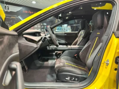 2025 XIAOMI SU7 ULTRA Electric Vehicle Yellow Black Sedan CARBON PACKAGE FULLY LOADED