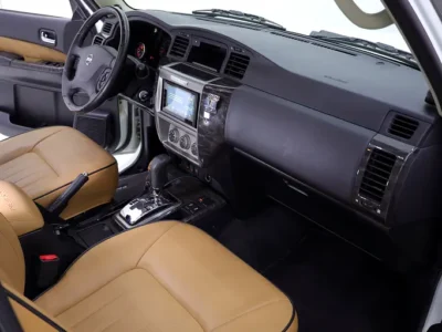 2023 Nissan Patrol Safari Super Safari 6 Cylinders Petrol Engine White Tan SUV GCC Specs