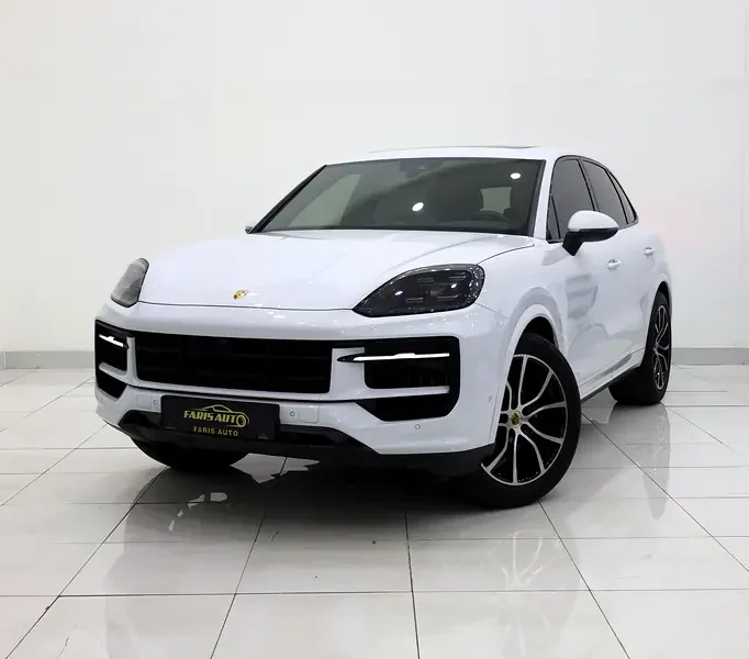 2024 Porsche Cayenne Standard 6 Cylinders Petrol Engine White Beige SUV GCC Specs