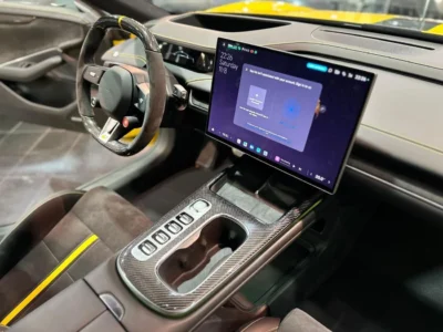 2025 XIAOMI SU7 ULTRA Electric Vehicle Yellow Black Sedan CARBON PACKAGE FULLY LOADED