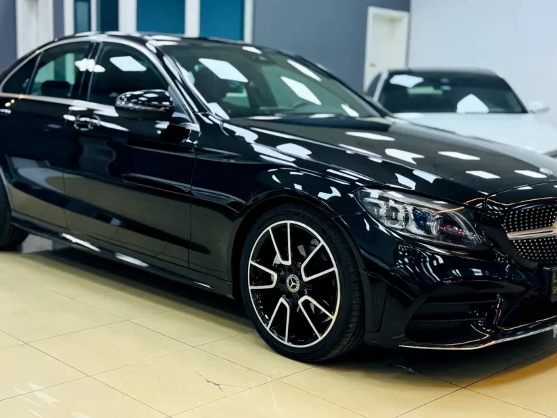 2021 Mercedes-Benz C-Class C200 4 Cylinders Petrol Engine Black Red Sedan GCC Specs