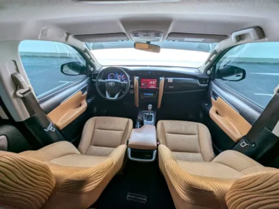 2021 Toyota Fortuner GXR 4.0 Litres V6 Petrol Engine White Beige SUV GCC Specs