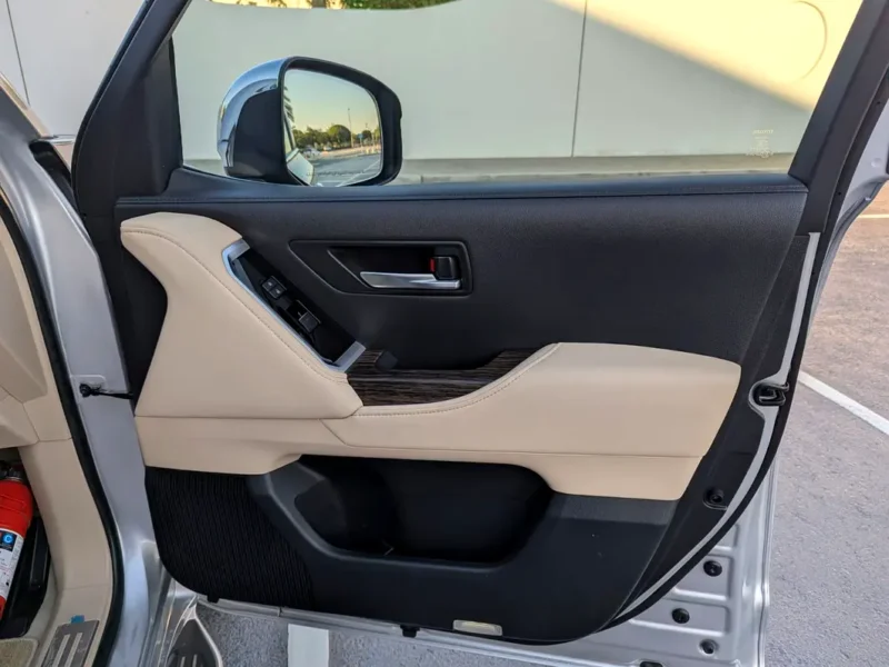 2024 Toyota Land Cruiser VXR 3.5L V6 Twin Turbo Petrol Engine Silver Beige SUV GCC Specs