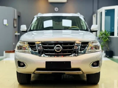 2019 Nissan Patrol SE Titanium 4.0Litres V6 Petrol Engine Silver Beige SUV GCC Specs