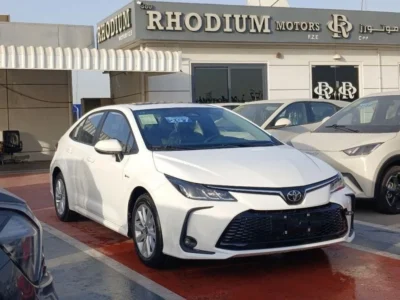 2024 Toyota Corolla XLI 1.8 Litres 4 Cylinders Petrol Engine White Black Sedan Chinese Specs