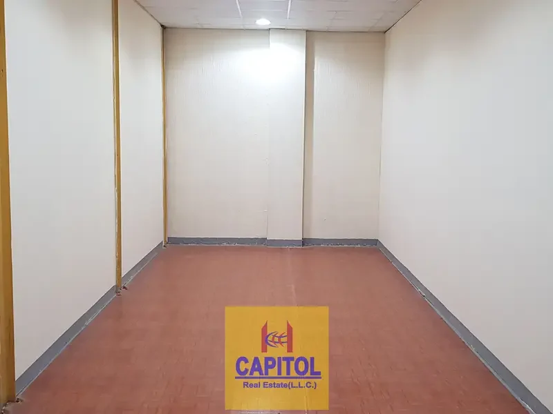270 sqft with High Ceiling Warehouse Available Ready to Move In