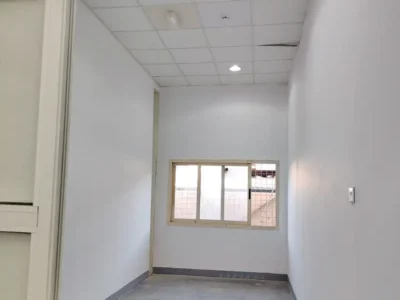 Ground Floor Low Budget Warehouse Ready to Move