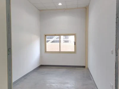 WAREHOUSE AVAILABLE FOR RENT ON GROUND FLOOR