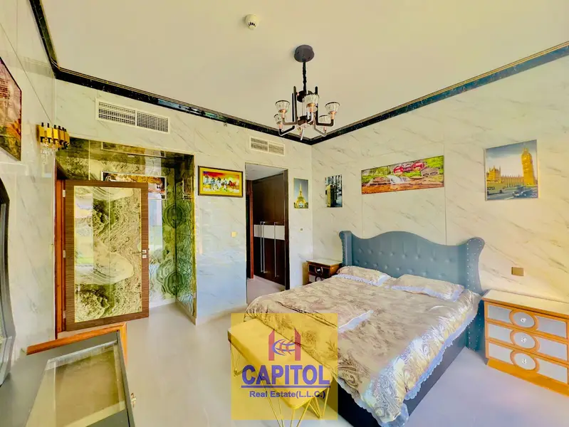 Direct From Landlord | Upgraded Unit | Fully Fitted and Furnished | Vacant