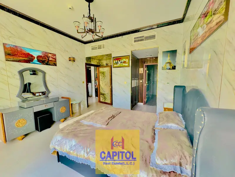 Direct From Landlord | Upgraded Unit | Fully Fitted and Furnished | Vacant