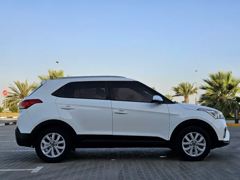 2020 Hyundai Creta GL 1.6 Litres 4 Cylinders Petrol Engine White Grey SUV GCC Specs