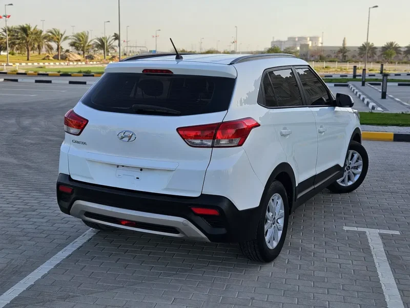 2020 Hyundai Creta GL 1.6 Litres 4 Cylinders Petrol Engine White Grey SUV GCC Specs