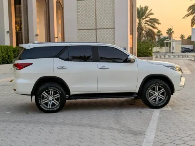 2021 Toyota Fortuner GXR 4.0 Litres V6 Petrol Engine White Beige SUV GCC Specs