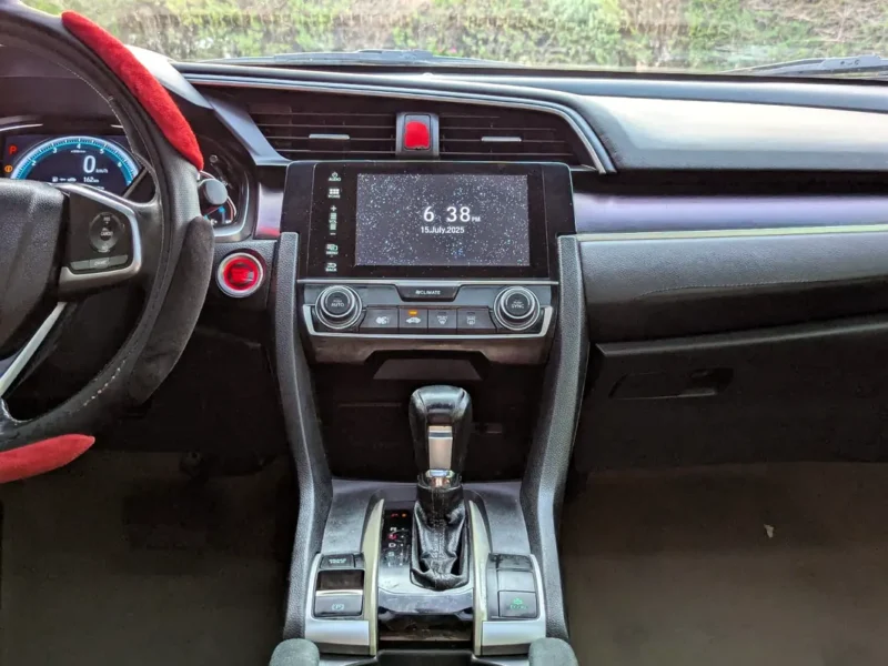 2017 Honda Civic LX Sport 4 Cylinders Petrol Engine White Red Sedan GCC Specs Full Option