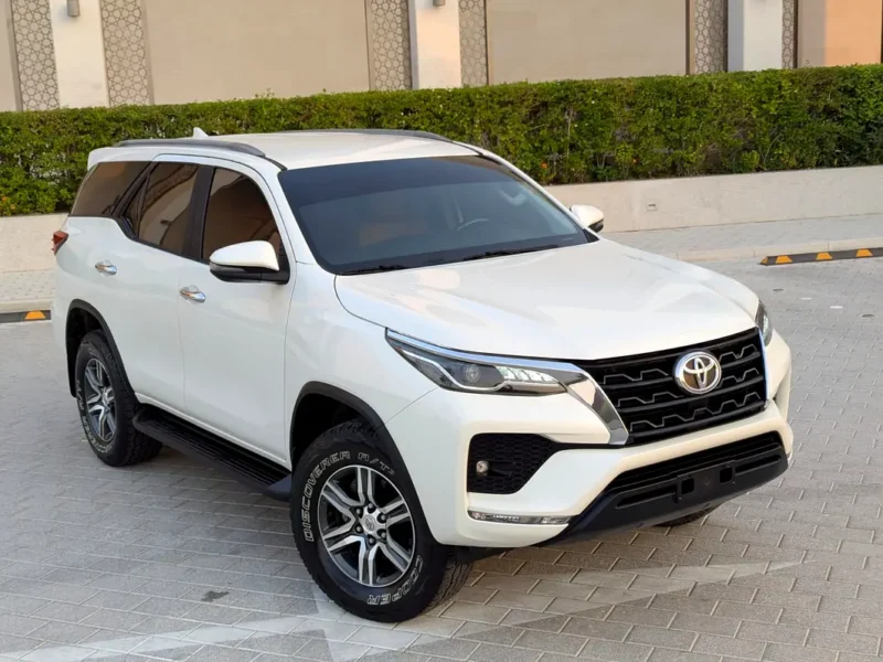 2021 Toyota Fortuner GXR 4.0 Litres V6 Petrol Engine White Beige SUV GCC Specs