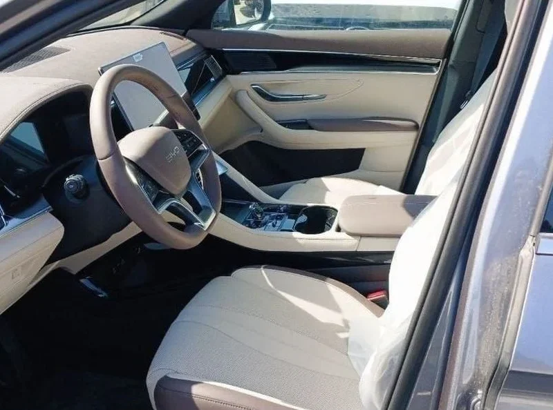 2025 BYD Songplus Honor 605Km Range Electric Vehicle Grey Beige SUV Chinese Specs