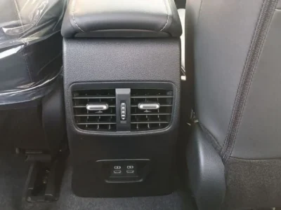 2024 Toyota Corolla XLI 1.8 Litres 4 Cylinders Petrol Engine White Black Sedan Chinese Specs