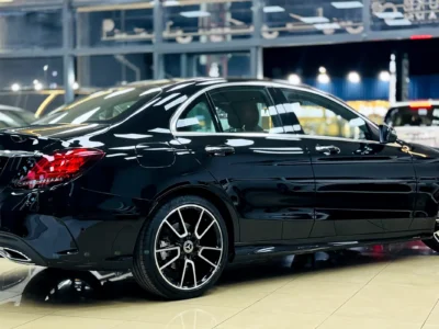 2021 Mercedes-Benz C-Class C200 4 Cylinders Petrol Engine Black Red Sedan GCC Specs