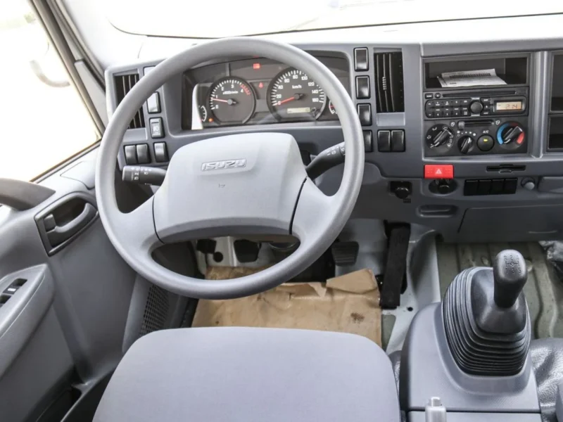 2025 ISUZU NPR 71 LONG 5.6L 6 Cylinders DIESEL Engine White Grey Truck Manual